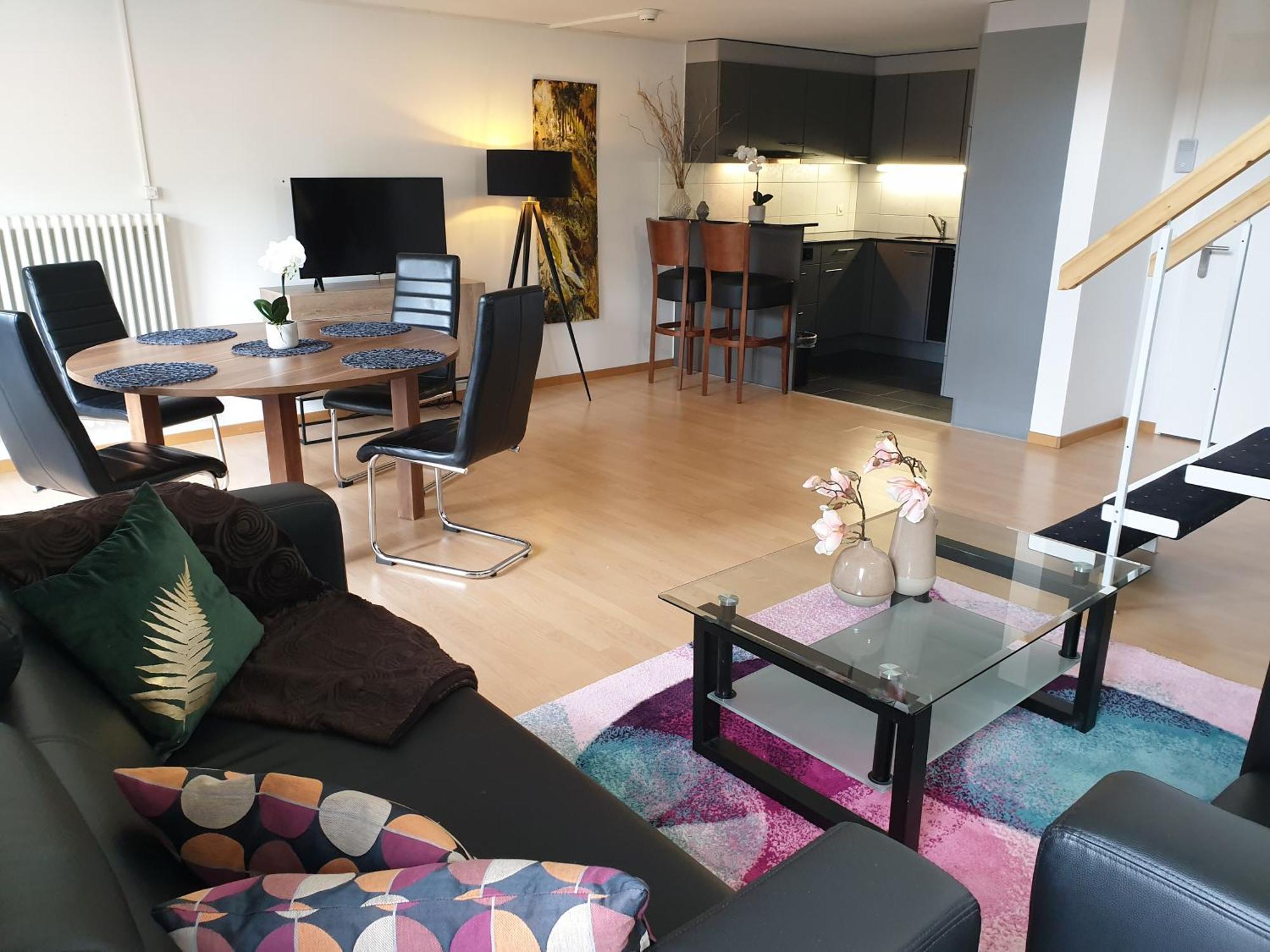Hotel Baeren Sigriswil Oda fotoğraf