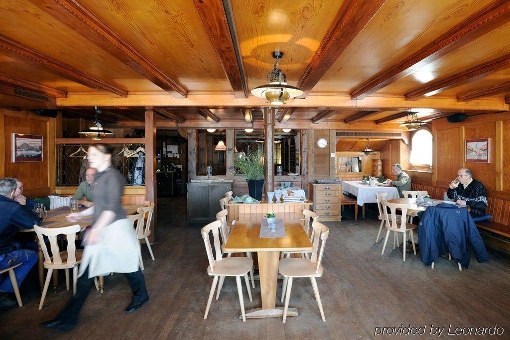 Hotel Baeren Sigriswil Restoran fotoğraf